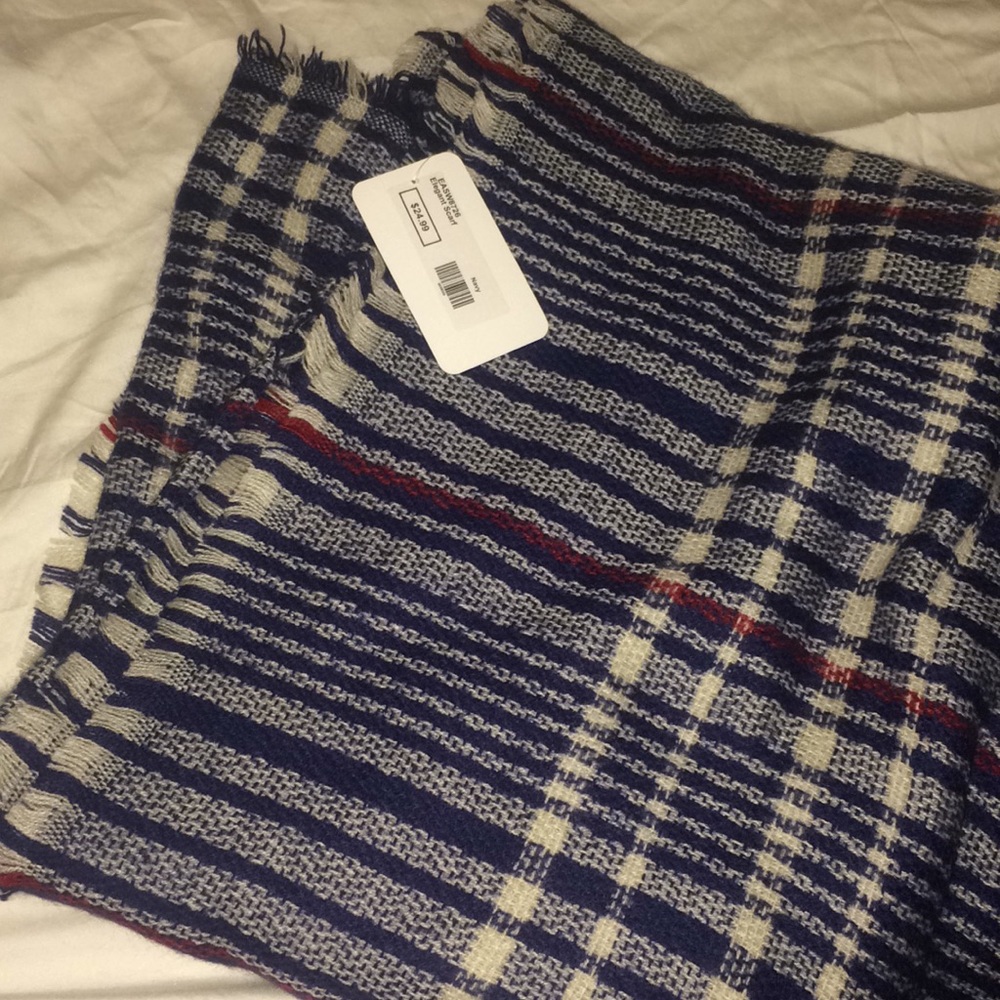 Big sweater scarf. cute for fall! Red white blue